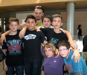 Mladi robotiki OŠ Franja Malgaja z mentorjem